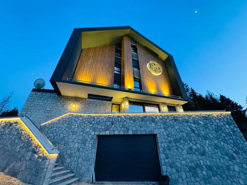 Zabljak Hotel | Boutique Hotel Rezident