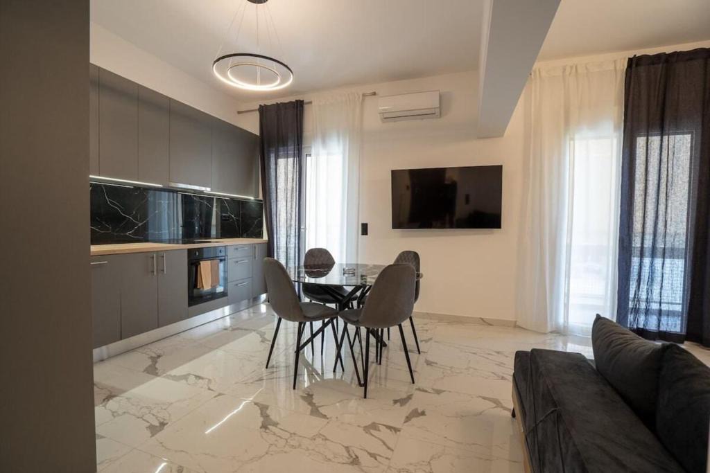 Athens City Centre Apartment | Brand New Spacious 3BR Apartment
