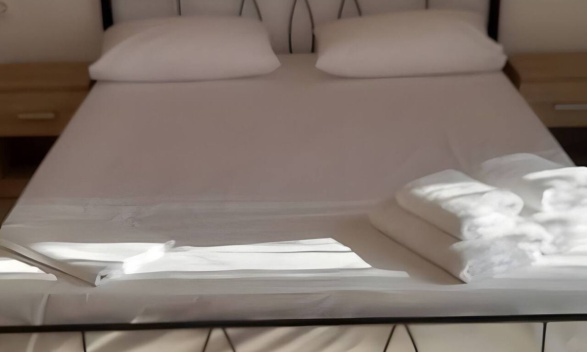 Mikromani Apartment | Bright Double Room Next to Kalamata Airport, Messinia