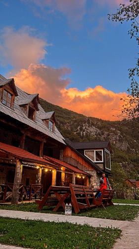 Theth House | Bujtina Harusha