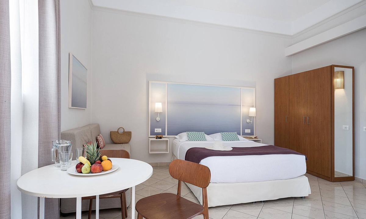 Gerani Apartment | Caldera Beach