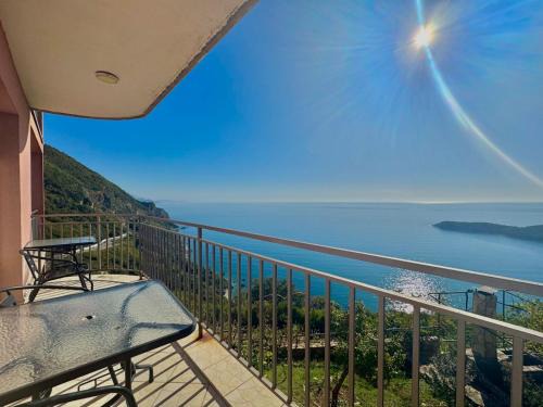 Prijevor Apartment | Calma Vista Apartments by Vila Vanja