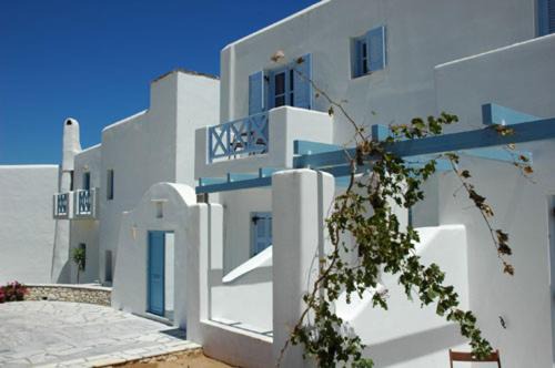 Chrissi Akti Hotel | Captain's Rocks Hotel