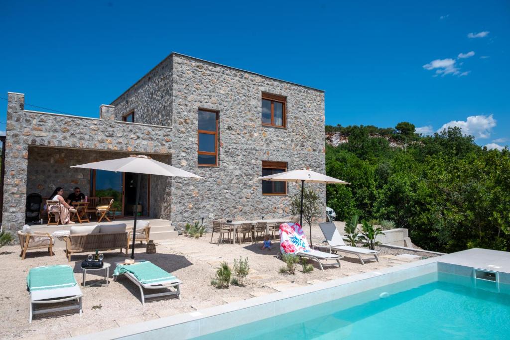 Durasevici Villa | Casa Del Sol - Modern stone villa with private pool in Lustica