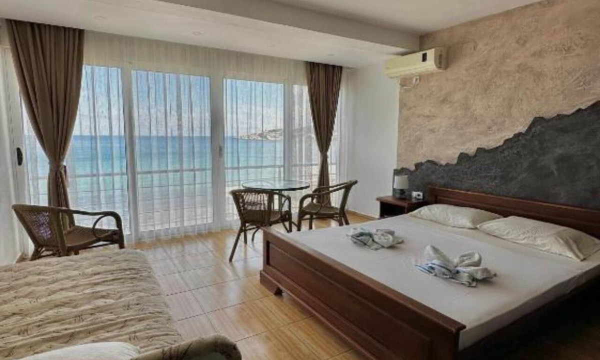Utjeha Apartment | Casa Mila Apartments - Studio apartment with sea view