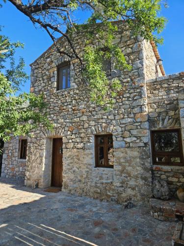 East Mani Apartment | Casa Tsiliviani