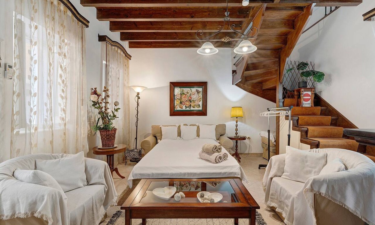 Corfu Town Apartment | Casabella Apartment in Corfu Town with Air Conditioning