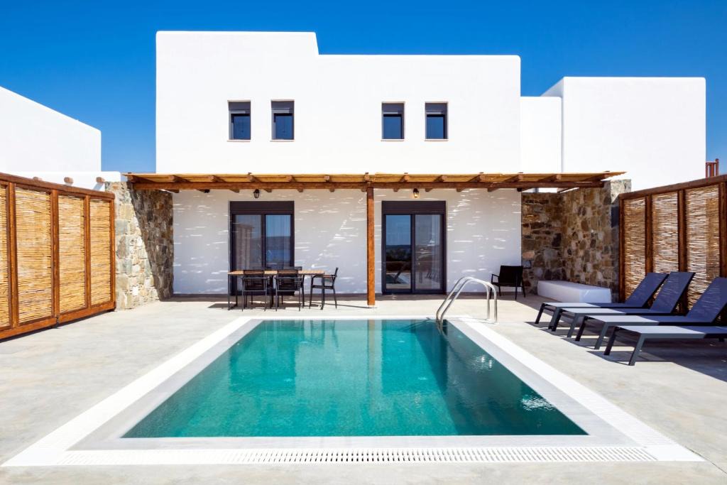 Afiartis Villa | Cato Agro 2, Seafront Villa with Private Pool