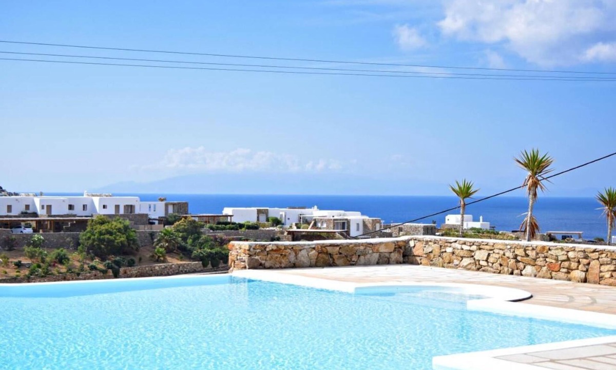 Elia Villa | Cavo Blue Villas Economy Villa with shared pool
