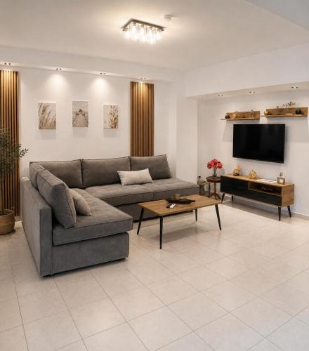 Charilaou Apartment | Central Pearl Thessaloniki Private Parking & Metro