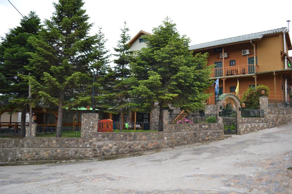 Aisimi Hotel | Chalet Safari