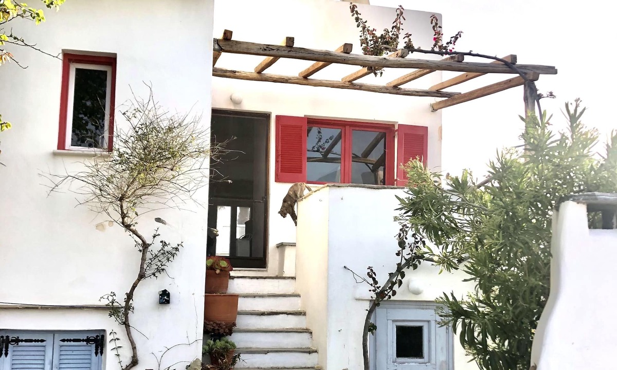 Agia Anna House | Charming Cycladic-style house in Agia Anna—5 minutes from the beach