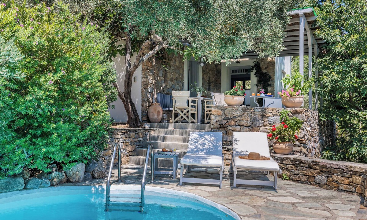 Skopelos Cottage | CHESTNUT TREE COTTAGE PRIVATE POOL PEACEFUL RURAL SETTINGS