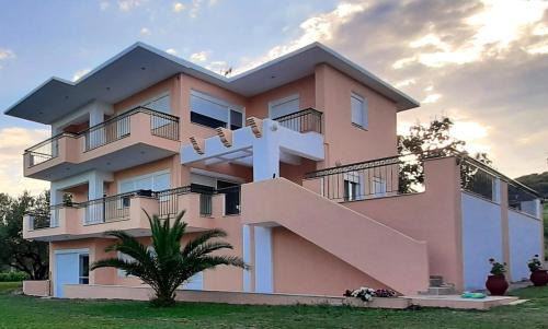 Ormos Panagias House | Chris Lux