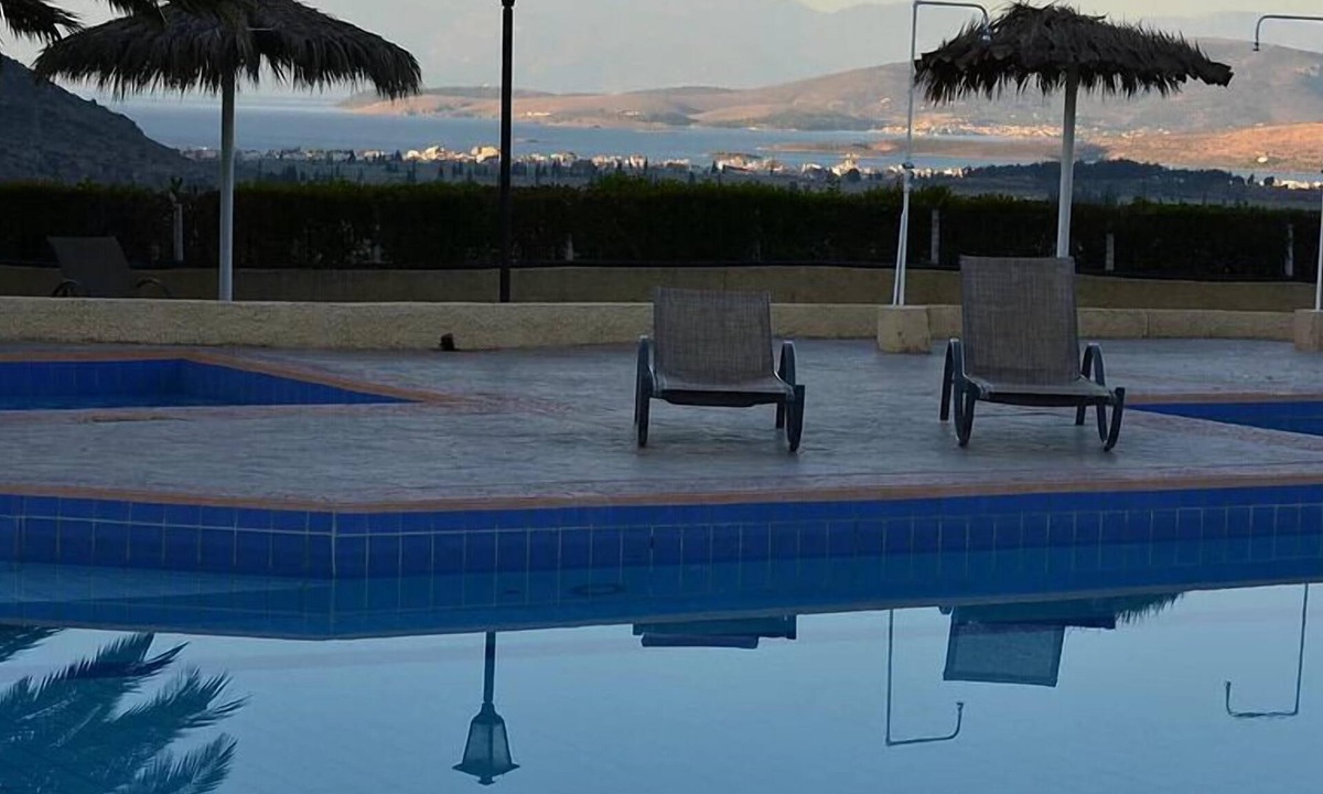 Delphi RV Rental | Chrissa Camping Rooms & Bungalows
