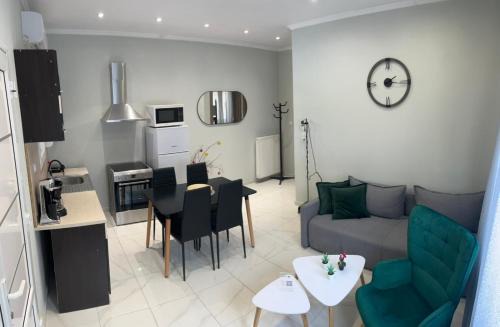 Nestos House | Christina Apartments