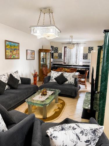 Shkoder Apartment | City Center Budget Stay