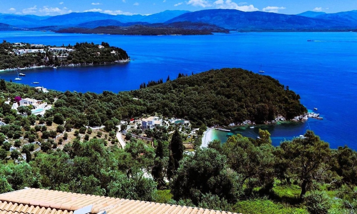 Gimari House | Clios house with magnificent views of the sea