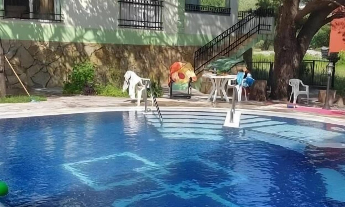 Rozino Hotel | Club House Apartment with Garden and Pool