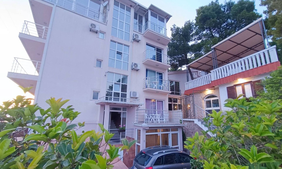 Susanj Apartment | Comfortable apartment with sea view