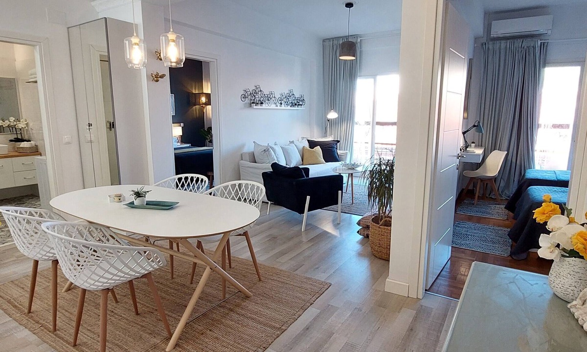 Corfu Town Apartment | Corfu-town Apartment best location/2BR/lift/removed/smart TV+Netflix.