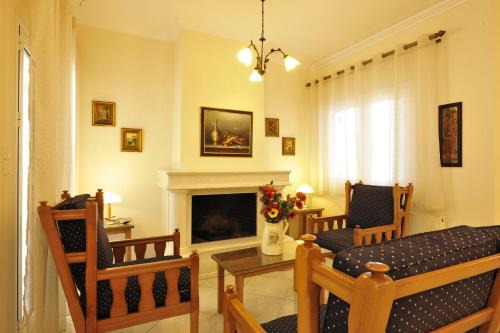 Korinthos Villa | CORINTHIAN SEA AND MOUNTAIN LOzAN COM