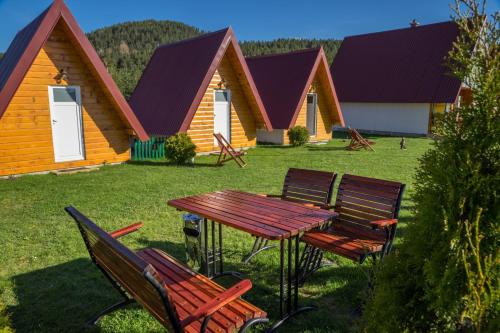 Zabljak Ski Chalet | Cottage Borje
