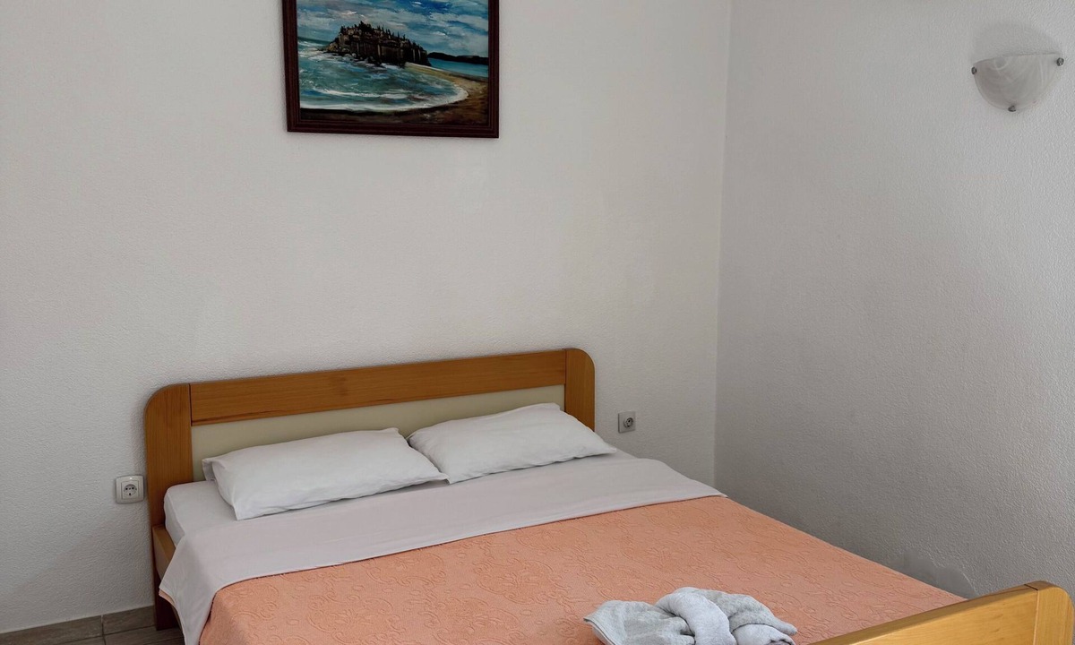 Centar Apartment | Cozy 1-bedroom apartment in fantastic Budva with AC