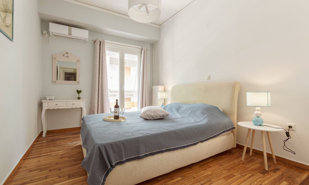 Filopappou House | Cozy Flat in hip Koukaki, just off Filopappou Hill