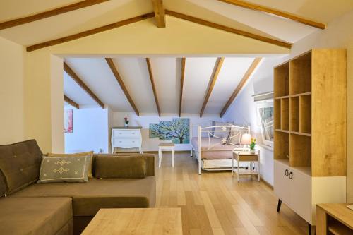 Chios Town Apartment | Cozy Sofita In Chios Island