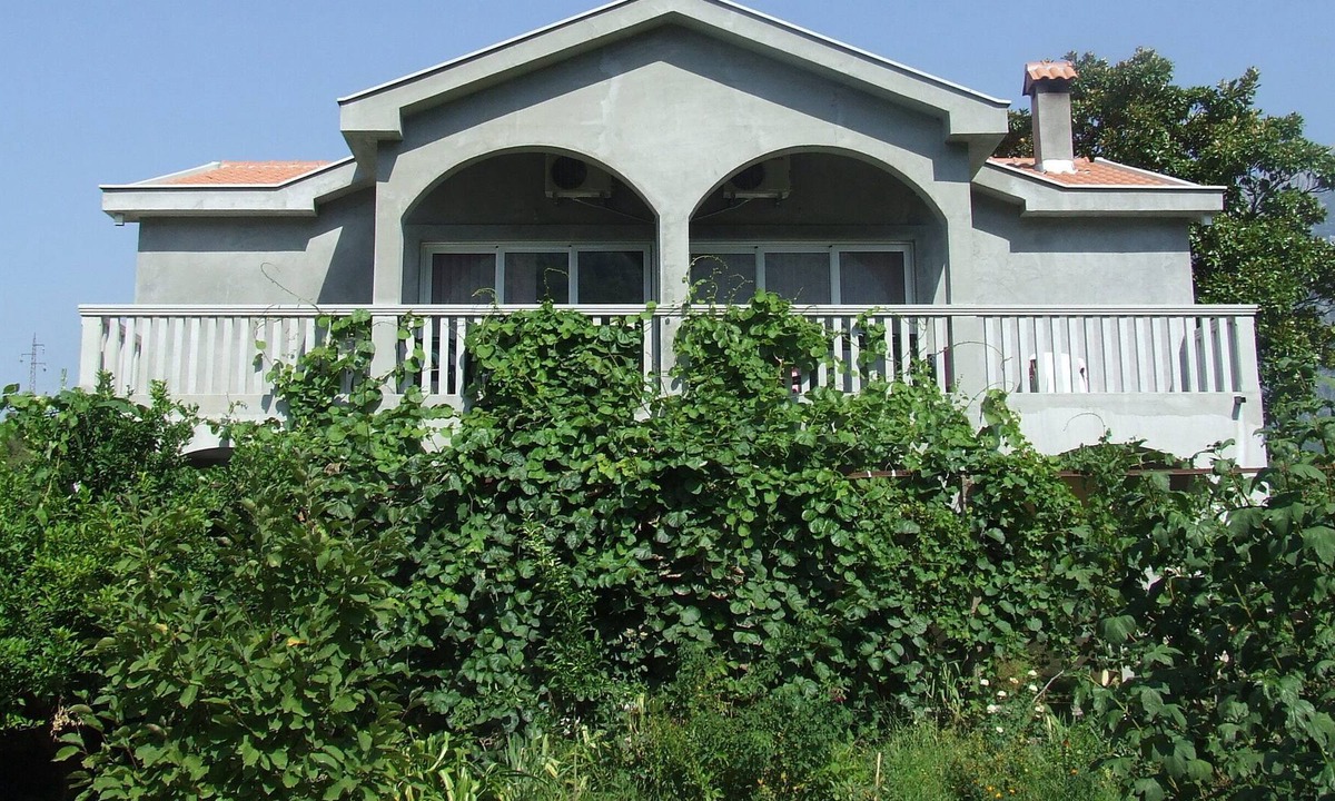 Zelenika Apartment | Cozy Studio For 3 Located In Peaceful Area