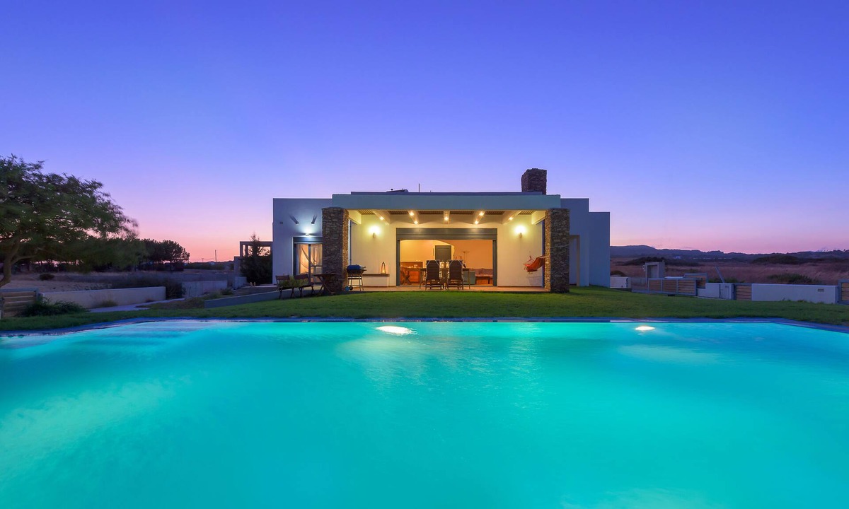 Lahania Villa | CRISTELIA SEASIDE POOL VILLA