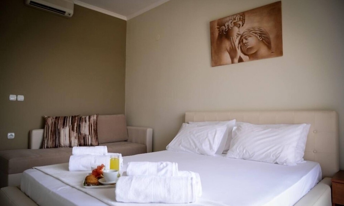 Nea Skioni Hotel | Crown Hotel
