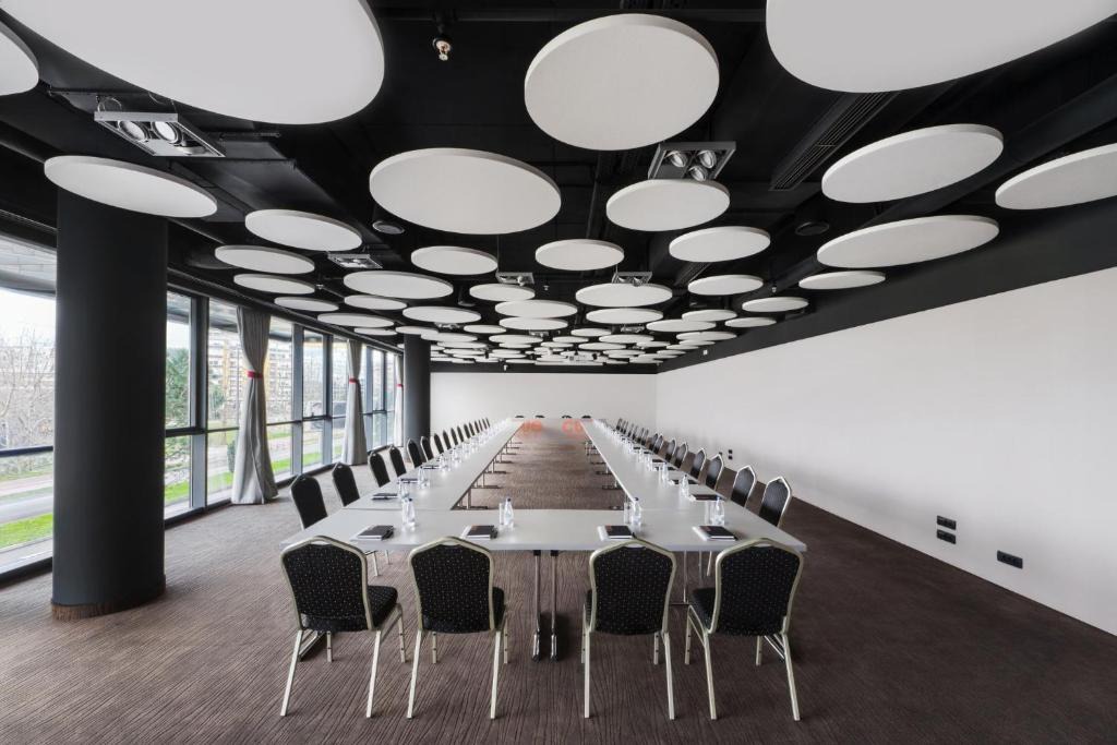 Podgorica Hotel | Crowne Plaza Podgorica by IHG