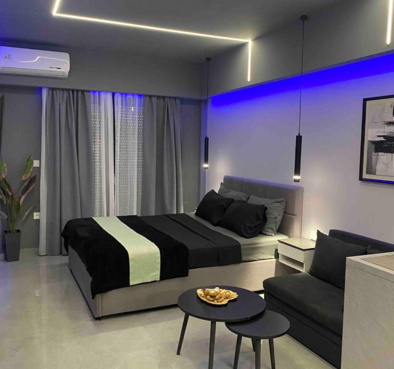 Serres Apartment | Crystal Grey Elite Apartment 3