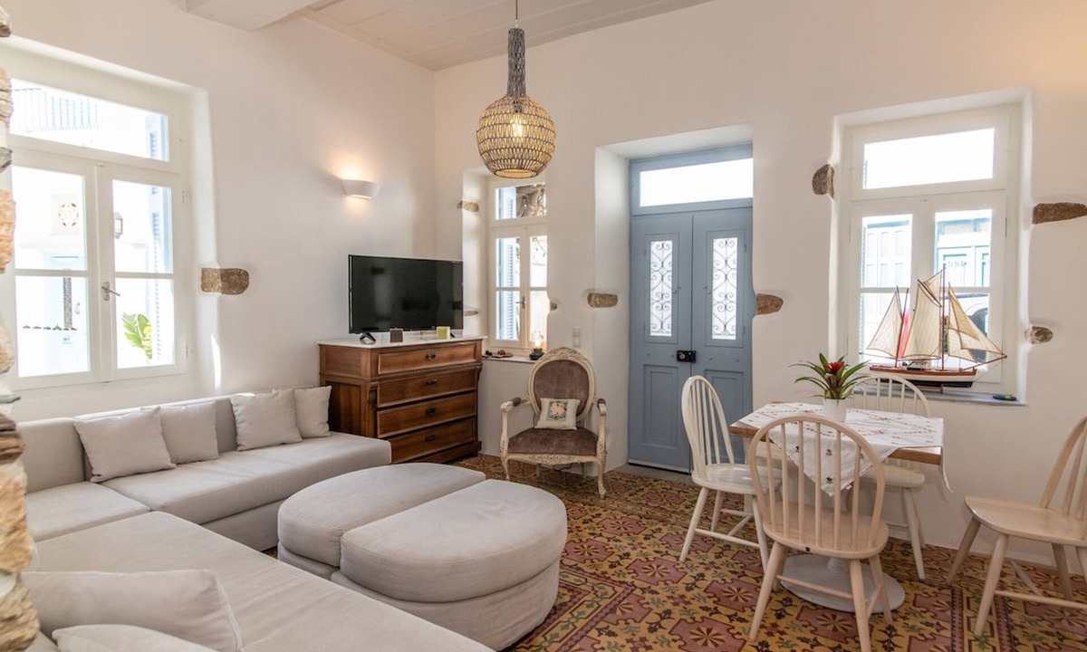 Tinos Town House | Cycladic house Tinos in the heart of Tinos city