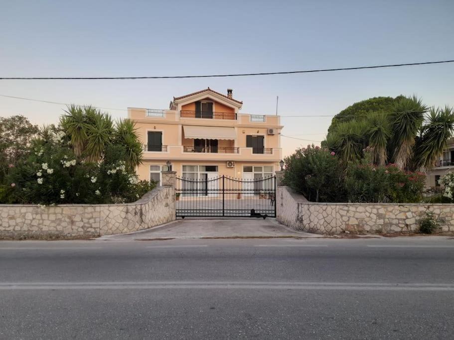 Agrilia Apartment | Dadee's Place