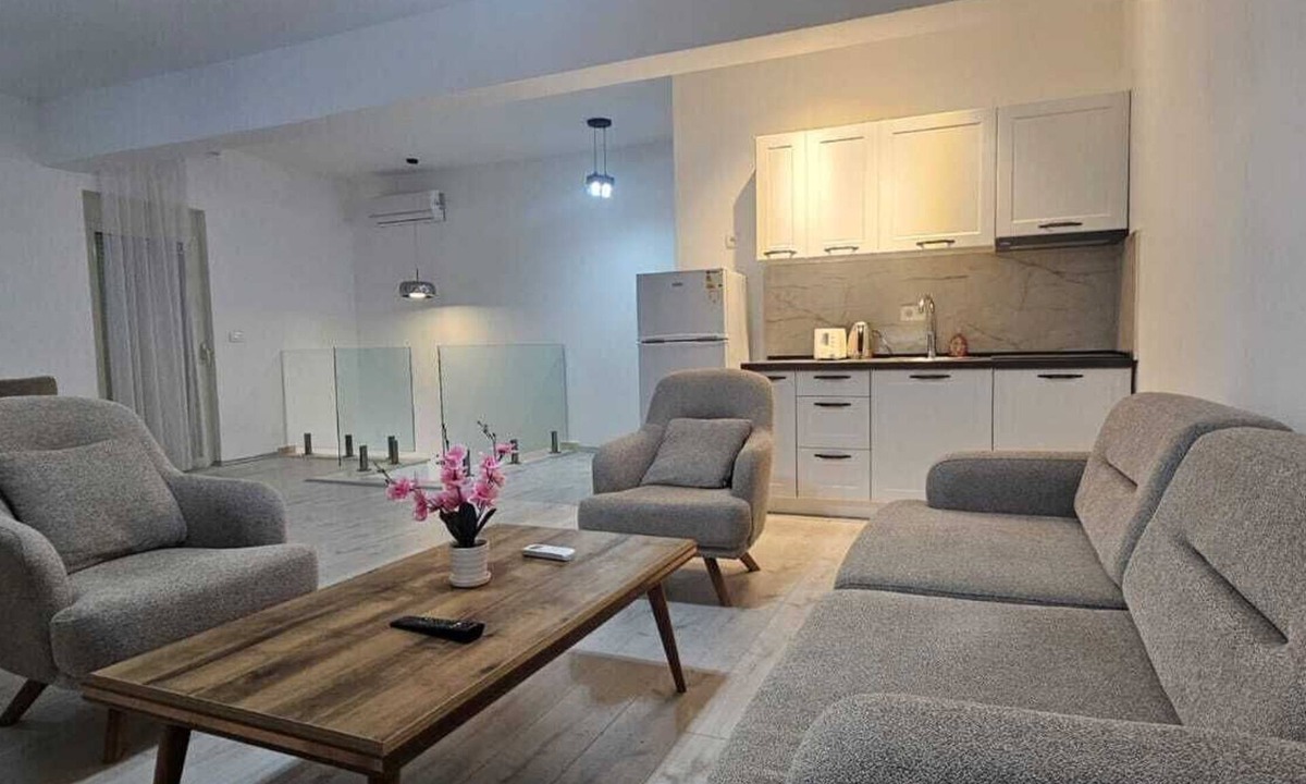 Ulcinj Apartment | Deluxe duplex vacation rental with a hot tub, just 5 minutes from the sandy beach