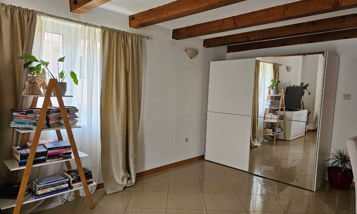 Kotor Apartment | Deluxe Top Floor Apartment with Balcony and Sea View (6)