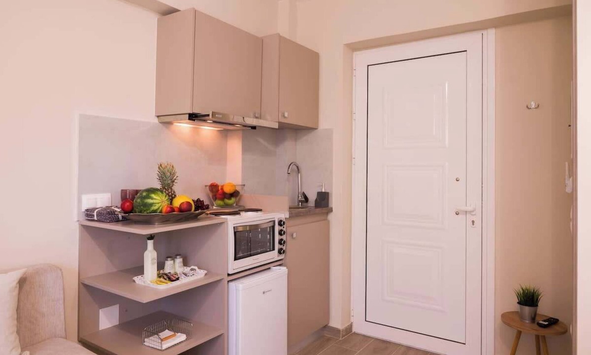 Mavrovouni House | Diana's House 1 - Gytheio Sandy Beach Haven