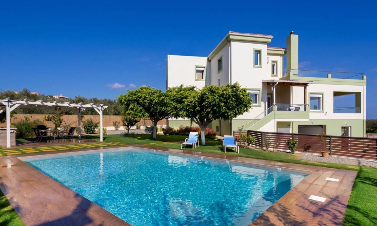 Minothiana Villa | Dimokratia Luxury Villa - Private Pool, Sea View, Next to the beach