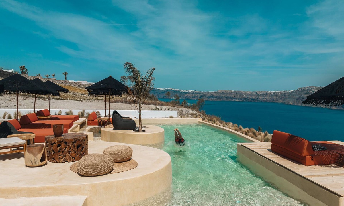 Akrotiri Hotel | Divino Caldera