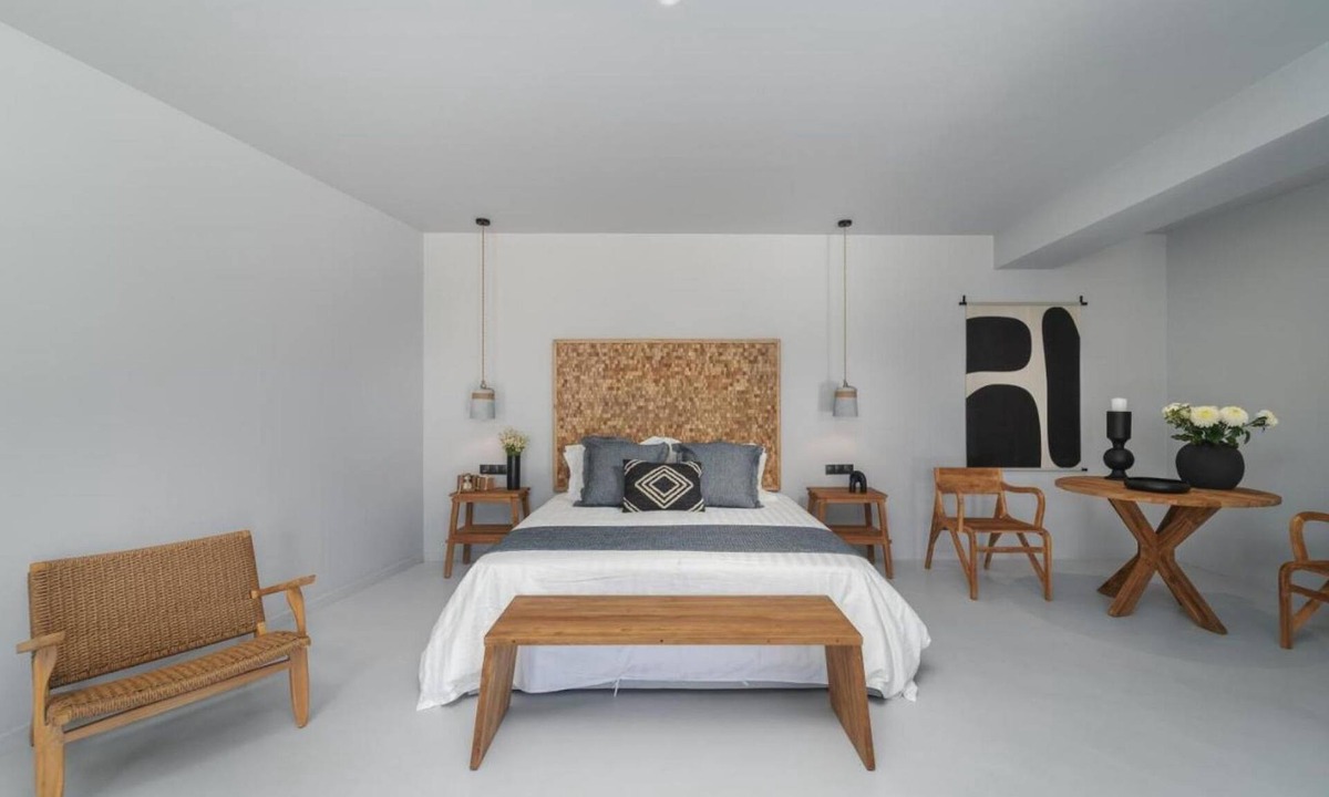 Nikiana House | Duchess Suite - Cavalier Suites