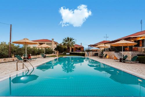 Paralio Astros Apartment | Dukes Poolside Houses