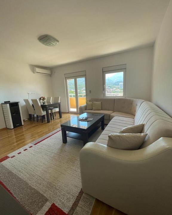 Susanj Apartment | Dvosobni stan u Baru ( tweekamer appartement in Bar )