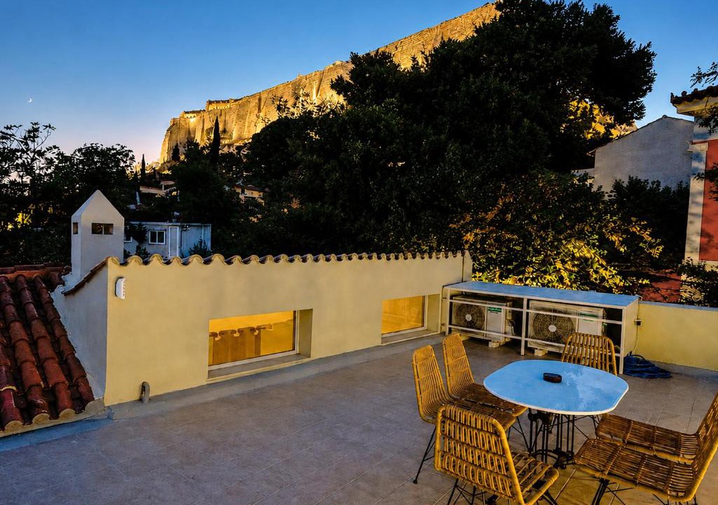 Plaka Apartment | East Side of Acropolis Plaka Luxury Apartment