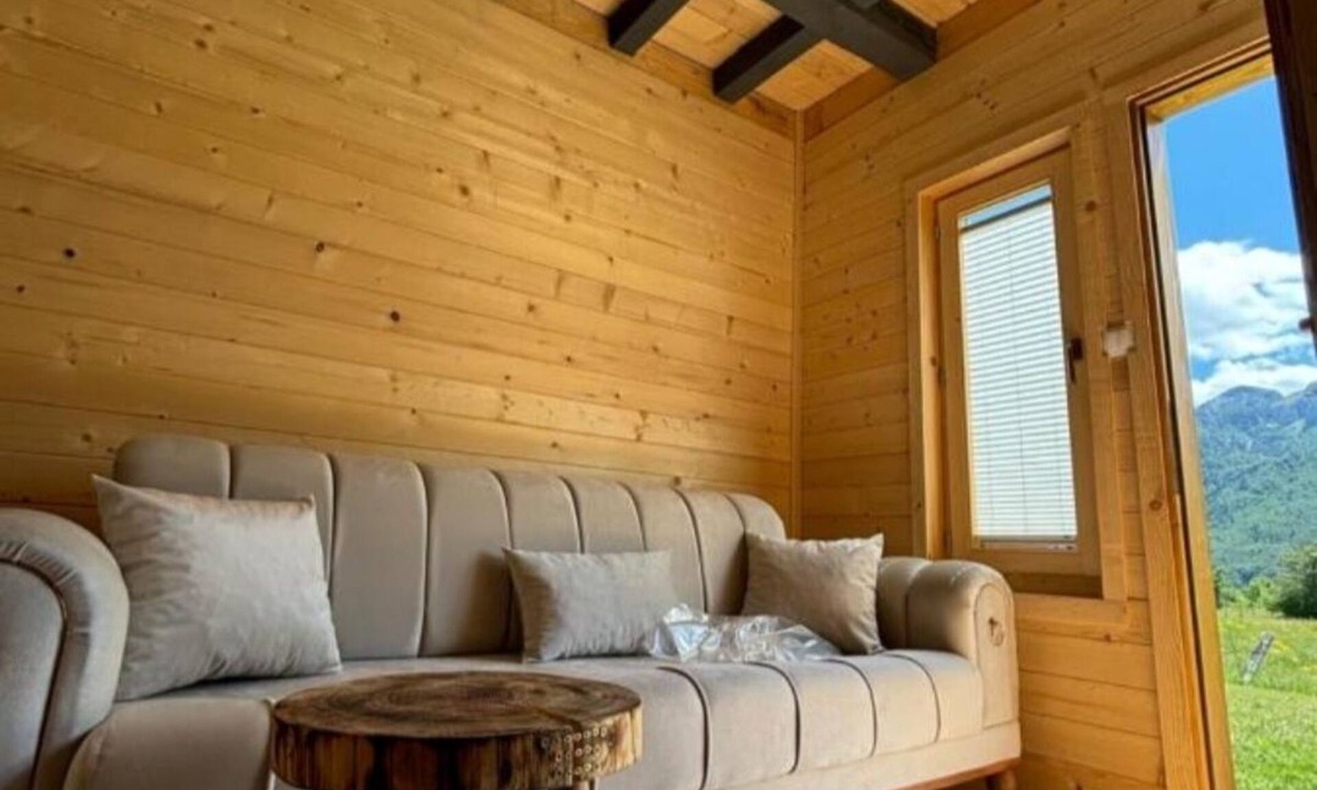 Savnik Bed & Breakfast | Eco lodge eagles nest