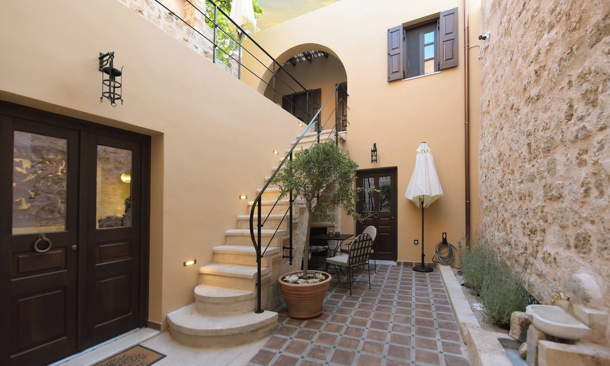 Rhodes Old Town Hotel | Elaia-Fos