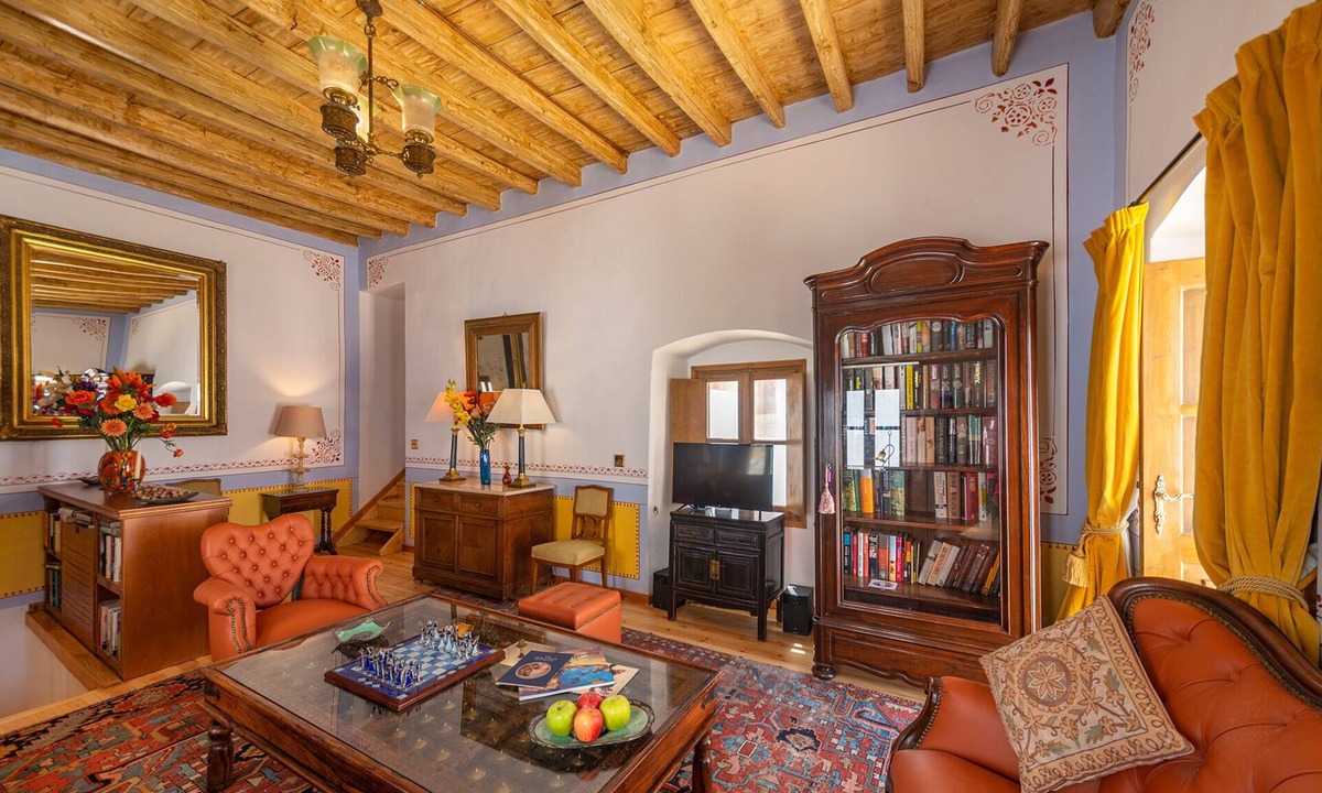 Leros House | Elegant town house 20 meters from sea, shops, restaurants in Agia Marina