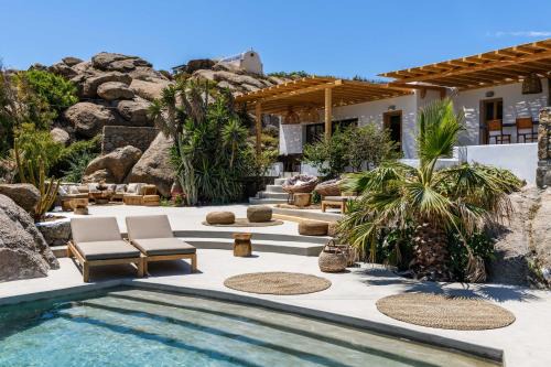 Plintri Villa | ELEMENTS Mykonos Villa